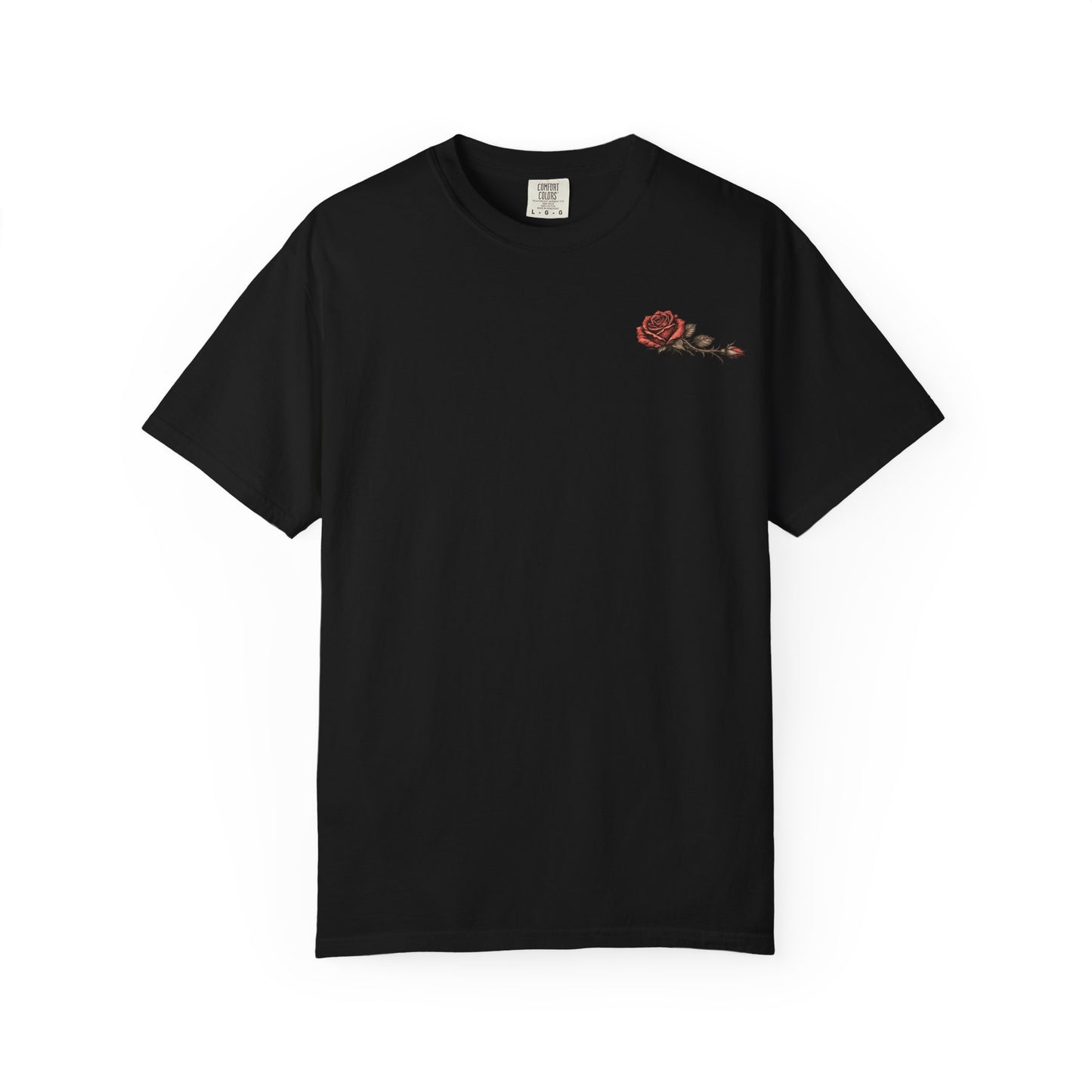 Skull & Roses Tee — Vintage Gothic Skull Graphic T-Shirt