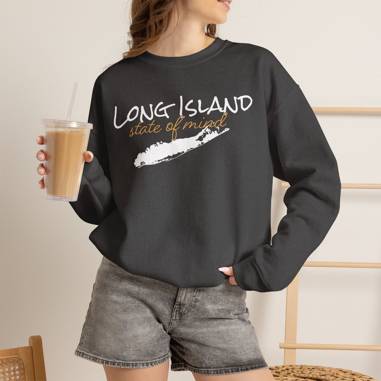 Long Island State of Mind Unisex Sweatshirt — Cozy Crewneck for Locals & Tourists