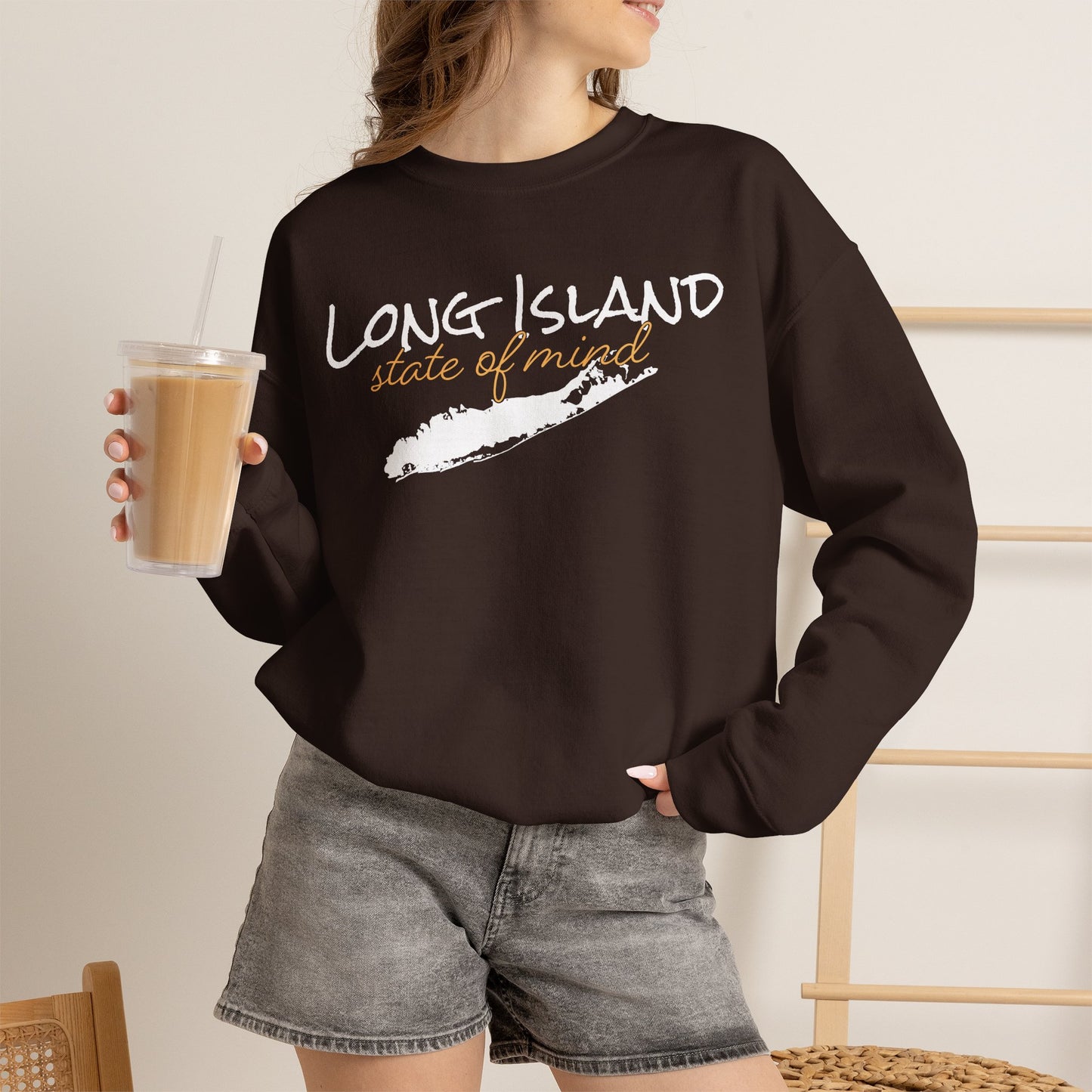 Long Island State of Mind Unisex Sweatshirt — Cozy Crewneck for Locals & Tourists