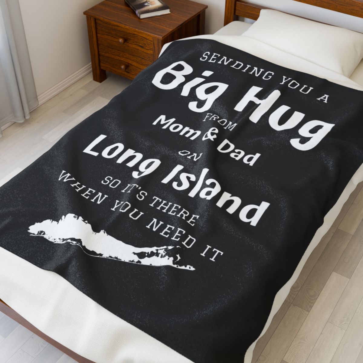 PERSONALIZED - 2 Sizes - Black, What's up Long Island? Sending you a Big Hug Velveteen Blanket