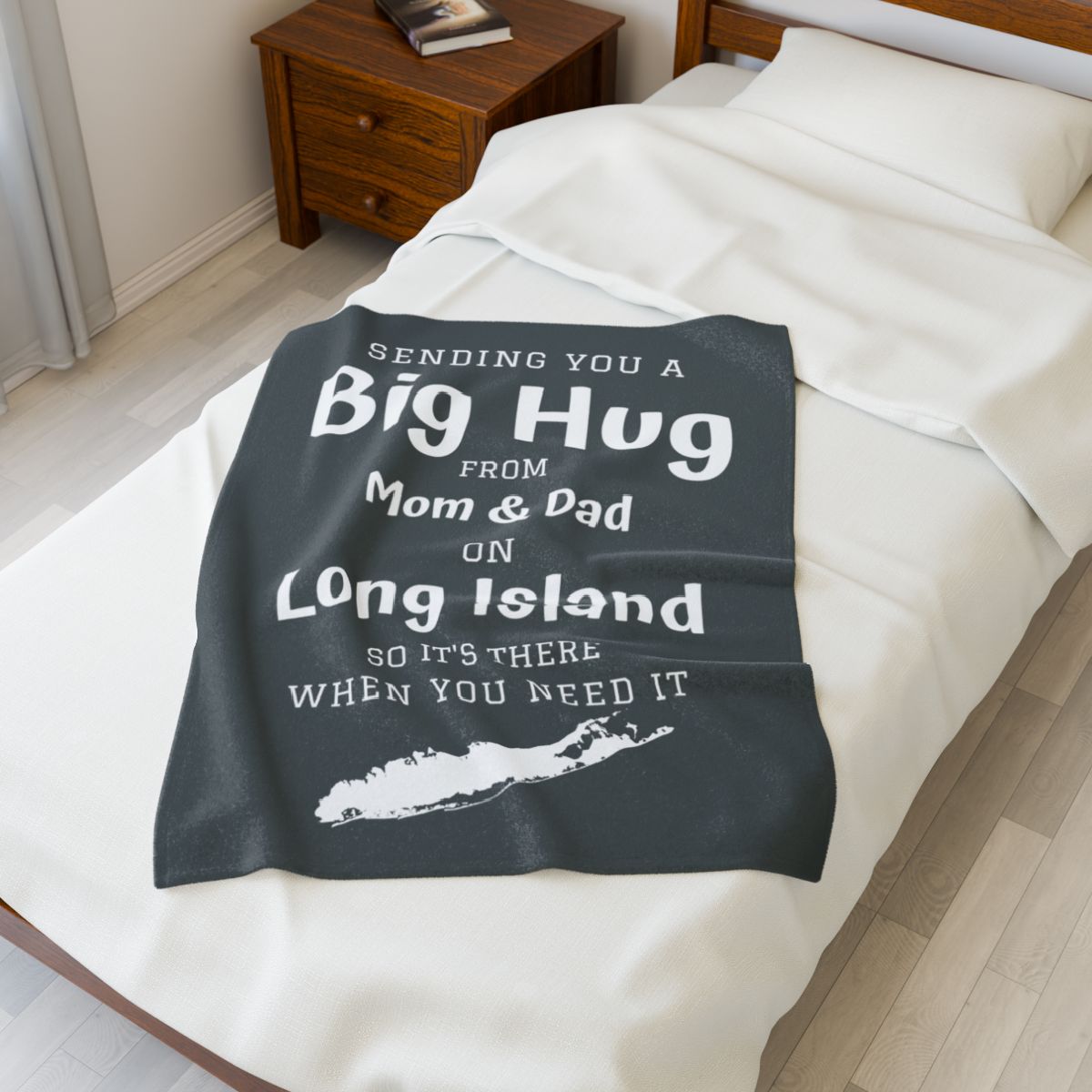 PERSONALIZED - 2 Sizes - 6 Colors - What's up Long Island? Sending you a Big Hug Velveteen Blanket